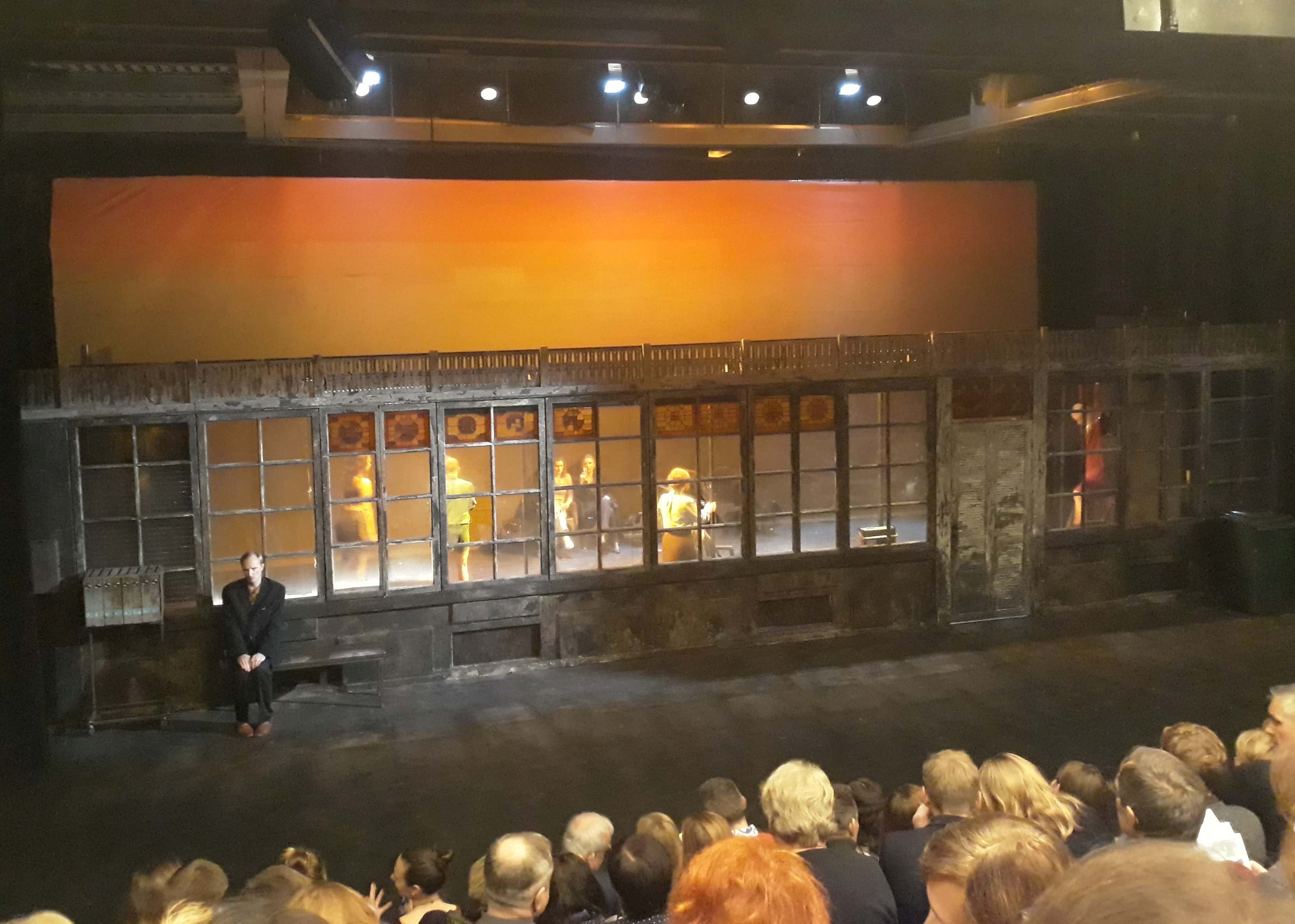 46337828_253709225294950_6991993242178813952_n